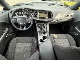Dodge Challenger SXT V6 picture 12