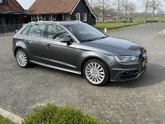Audi A3 Sportback 1.4 e-tron / S-Line / Automaat picture 2