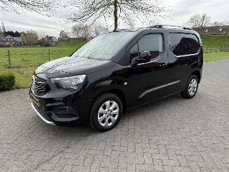 krockskadad bil bedrijf Opel Combo 1.5D 96 kW 2020/6