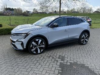 skadebil auto Renault Mégane E-Tech EV60 Optimum Charge Techno 2023/3