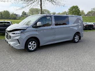 damaged passenger cars Ford Transit Custom 2.0 Automaat 5p 2025/1