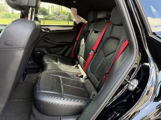 Porsche Macan 3.0 GTS AWD / Panorama / Leer picture 13