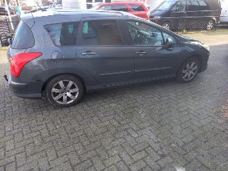 Peugeot 308  picture 8