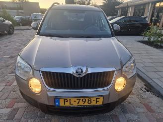 krockskadad bil auto Skoda Yeti 1.2 TSI ACTIVE PLUS 2010/8