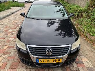 Unfallwagen Volkswagen Passat 1.9 TDI 2010/1