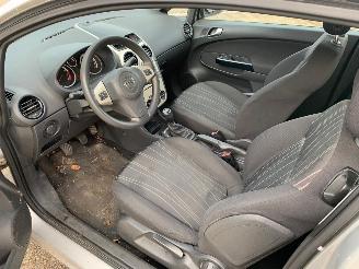 Opel Corsa 1.4 16V ENJOY picture 11