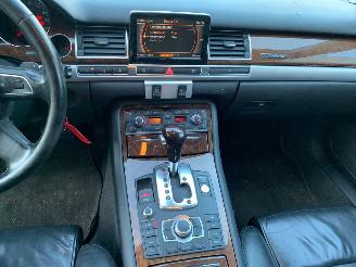Audi A8 4.2 TDI picture 17