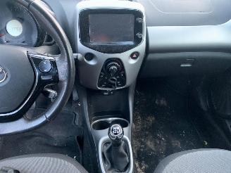 Toyota Aygo 1.0 vvt-i x nav picture 17