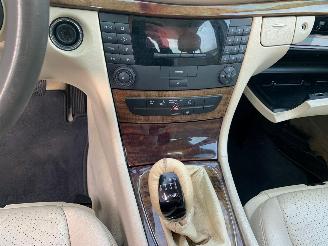 Mercedes E-klasse 200 KOMPRESSOR picture 14