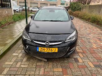 Unfallwagen Opel Astra 1.4 TURBO SPORT AUTOMAAT 2014/5