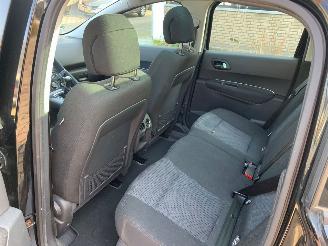 Peugeot 3008 1.6 VTI ST picture 14