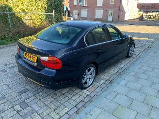 BMW 3-serie 318i high executive picture 6