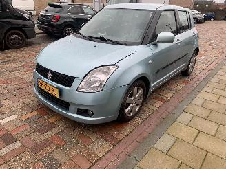 Suzuki Swift  picture 2