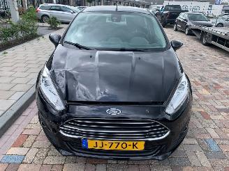 Coche accidentado Ford Fiesta  2016/3