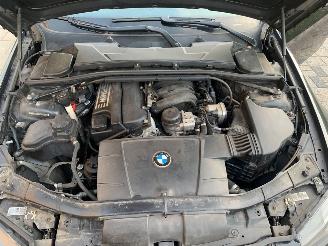 BMW 3-serie 318i picture 10