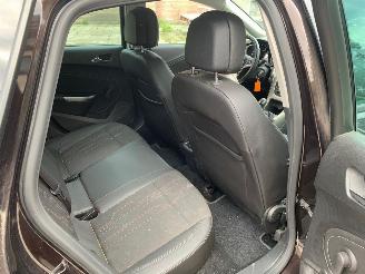 Opel Astra 1.4 COSMO picture 16