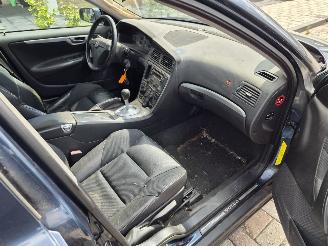 Volvo S-60 2.5 T KINETIC picture 14