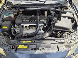 Volvo S-60 2.5 T KINETIC picture 9