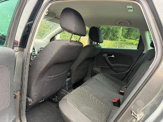 Volkswagen Polo 1.4 16v highline picture 12