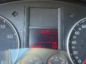 Volkswagen Golf 1.6 FSI picture 17