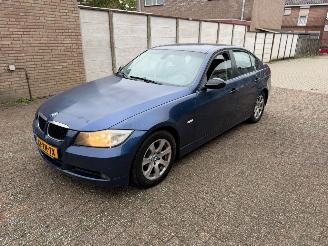 BMW 3-serie 318 I HIGH EXECUTIVE picture 2