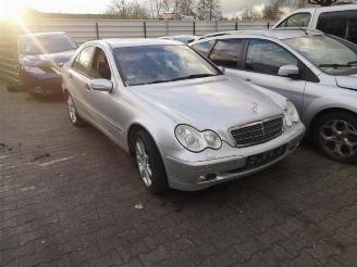 Vrakbiler auto Mercedes C-klasse C (W203), Sedan, 2000 / 2007 1.8 C-180K 16V 2005/4