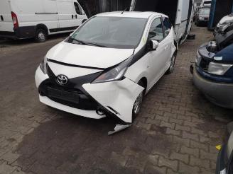 Auto da rottamare Toyota Aygo Aygo (B40), Hatchback, 2014 1.0 12V VVT-i 2016