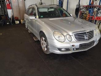 Vrakbiler auto Mercedes E-klasse E Combi (S211), Combi, 2003 / 2009 2.2 E-220 CDI 16V 2007/10
