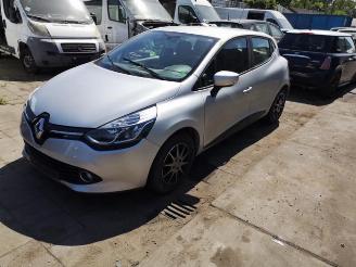 Renault Clio  picture 1
