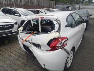 Peugeot 208 208 I (CA/CC/CK/CL), Hatchback, 2012 / 2019 1.0 Vti 12V PureTech picture 6