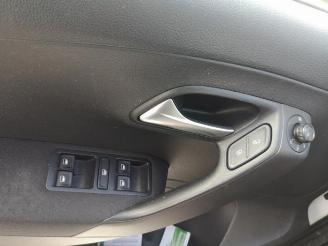 Volkswagen Polo Polo V (6R), Hatchback, 2009 / 2017 1.0 12V BlueMotion Technology picture 5