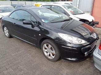 Vrakbiler auto Peugeot 307 307 CC (3B), Cabrio, 2003 / 2009 2.0 16V 2006