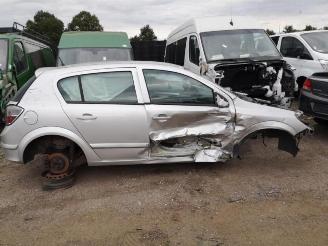 Opel Astra Astra H (L48), Hatchback 5-drs, 2004 / 2014 1.4 16V Twinport picture 6