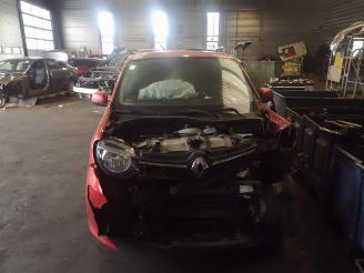 Uttjänta bilar auto Renault Twingo Twingo III (AH), Hatchback 5-drs, 2014 / 2024 0.9 Energy TCE 90 12V 2015/0