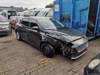 Vrakbiler auto Ford Focus Focus 4, Hatchback, 2018 1.5 EcoBlue 120 2019/10
