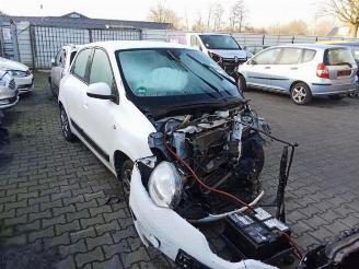 Vrakbiler auto Renault Twingo Twingo III (AH), Hatchback 5-drs, 2014 1.0 SCe 75 12V 2019/0