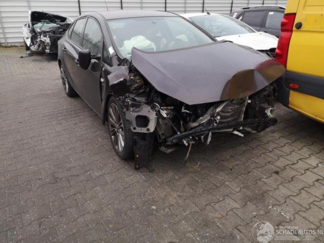 Opel Astra Astra J (PD5/PE5), Sedan, 2012 1.4 Turbo 16V