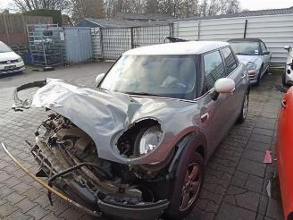 Mini Cooper Mini (F55), Hatchback 5-drs, 2013 1.5 12V Cooper picture 2