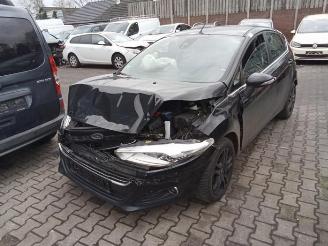 Vrakbiler auto Ford Fiesta Fiesta 6 (JA8), Hatchback, 2008 / 2018 1.0 EcoBoost 12V 125 2013/7