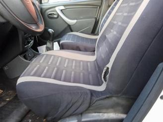 Dacia Duster Duster (HS), SUV, 2009 / 2018 1.6 16V picture 9