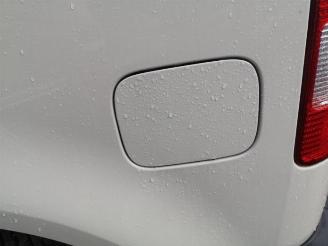 Volkswagen Caddy Caddy III (2KA,2KH,2CA,2CH), Van, 2004 / 2015 1.9 TDI picture 22