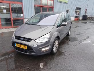 Vrakbiler auto Ford S-Max S-Max (GBW), MPV, 2006 / 2014 2.0 TDCi 16V 140 2013/3