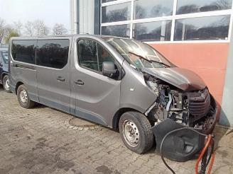 Vrakbiler auto Opel Vivaro Vivaro Combi, Bus, 2014 / 2019 1.6 CDTI Biturbo 125 2016/0