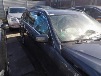 Coche siniestrado Mercedes E-klasse E Estate (S212), Combi, 2009 / 2016 E-200 CDI 16V BlueEfficiency,BlueTEC 2011