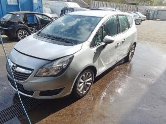 disassembly passenger cars Opel Meriva Meriva (B), MPV, 2010 / 2017 1.4 16V Ecotec 2016/3
