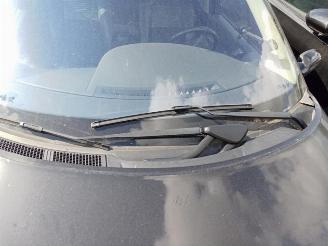 Vrakbiler auto Renault Grand-scenic Grand Scenic II (JM), MPV, 2004 / 2009 2.0 16V 2008/11