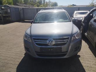Vrakbiler auto Volkswagen Tiguan Tiguan (5N1/2), SUV, 2007 / 2018 2.0 TDI 16V 4Motion 2009/1