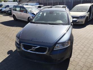 Coche siniestrado Volvo V-50 V50 (MW), Combi, 2003 / 2012 2.0 16V 2009