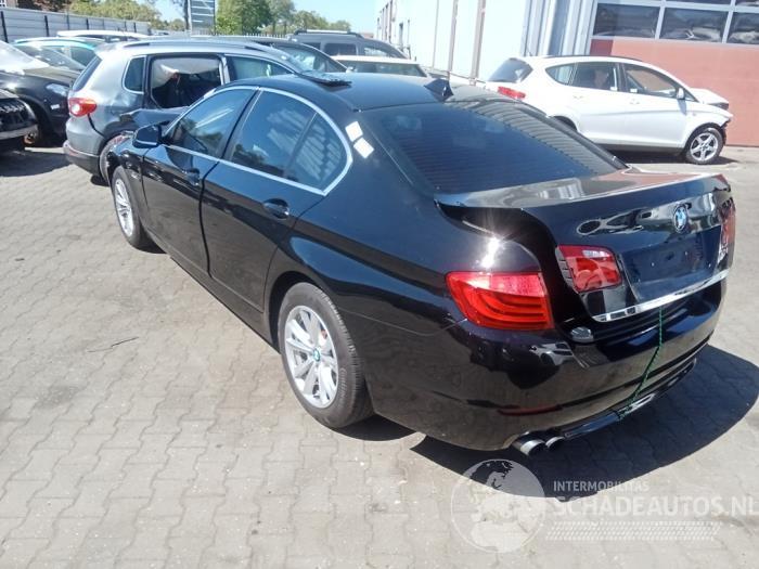BMW 5-serie 5 serie (F10), Sedan, 2009 / 2016 520i 16V
