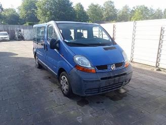 Vrakbiler auto Renault Trafic Trafic New (JL), Bus, 2001 / 2015 1.9 dCi 100 16V 2003/9